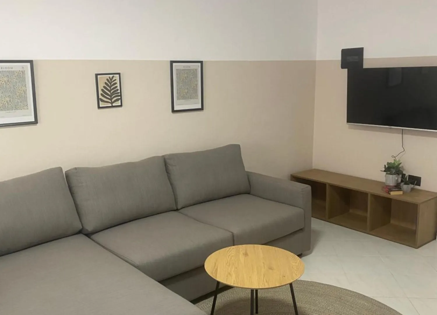 Lulu Suites - Gray Golem  Apartment